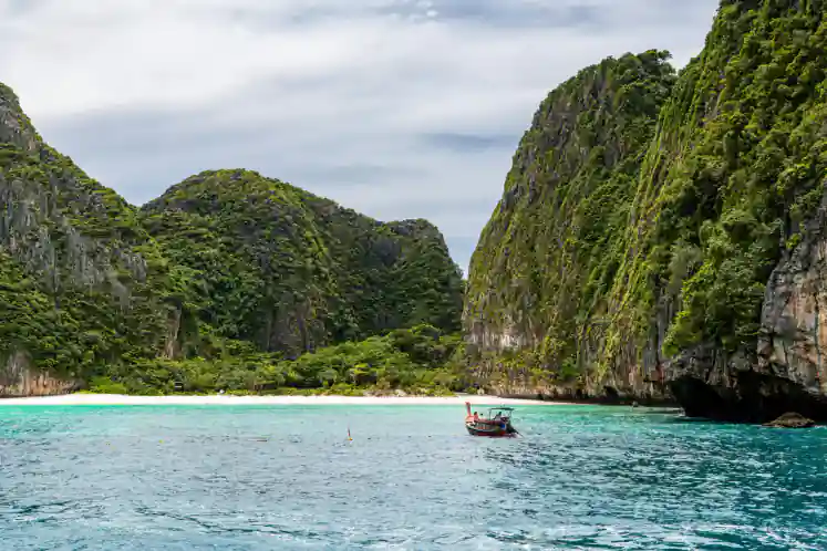 Phi Phi & Phuket Tropical Escape